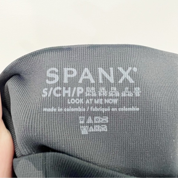 Spanx Look At Me Now Leggings in Black Camo Size Small NWT - Picture 8 of 9